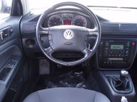 Volkswagen Passat - 8