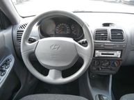 Hyundai Accent - 9