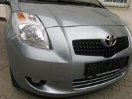 Toyota Yaris - 30