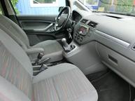Ford C-MAX - 25