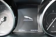 Jaguar E-Pace - 12