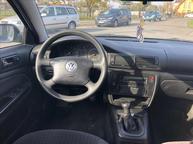 Volkswagen Passat - 15