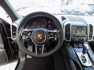 Porsche Cayenne - 7