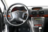 Toyota Avensis - 17