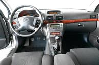Toyota Avensis - 11