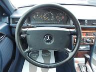 Mercedes-Benz 124 - 8