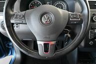 Volkswagen Touran - 17