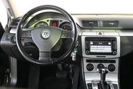 Volkswagen Passat - 15