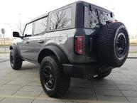 Ford Bronco - 4