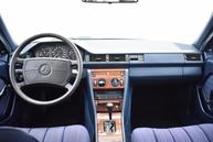 Mercedes-Benz 124 - 16