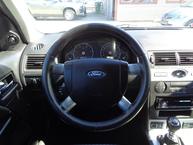 Ford Mondeo - 32