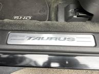 Ford Taurus - 8