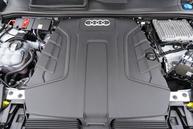 Audi Q8 - 10