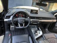 Audi SQ7 - 7