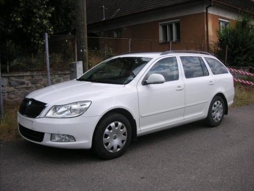 skoda-octavia-1-6-tdi-elegance-edition-combi-ii