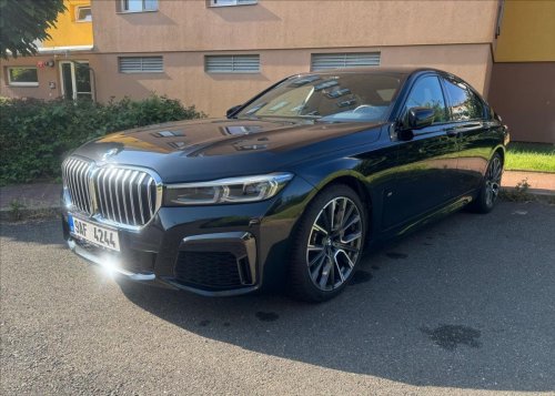 bmw-rada-7-730d-xdrive-mpaket-zaruka-i-maj