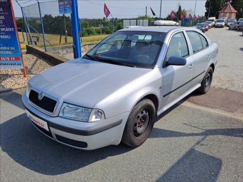 skoda-octavia-1-6-mpi-tour
