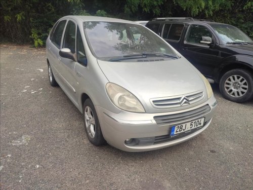 citroen-xsara-picasso-1-6-i-16v-leader