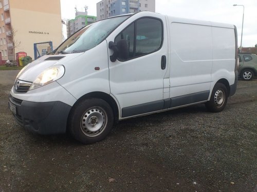 opel-vivaro-2-5-cdti-107kw