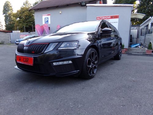 skoda-octavia-2-0-combi-rs-135kw-black-edition