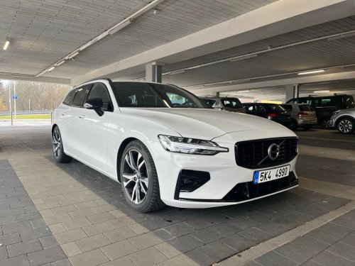 volvo-v60-bohata-vybava