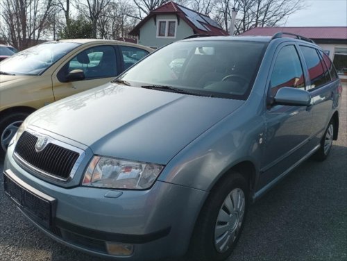 skoda-fabia-1-4-16v-comfort-combi