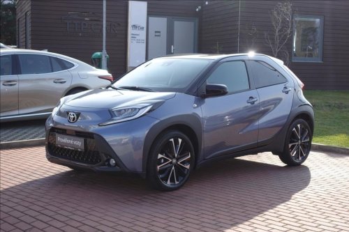 toyota-aygo-1-0-vvt-i-style-tech-vision