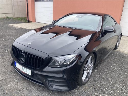 mercedes-benz-tridy-e-220-d-amg-143kw-kupe