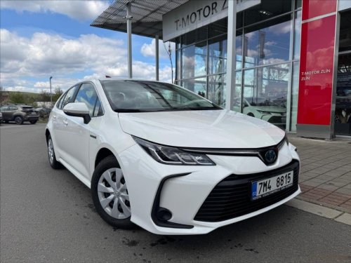 toyota-corolla-1-8-active-rezervovano