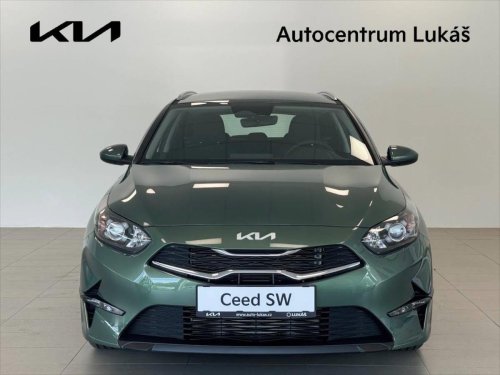 kia-cee-d-1-5-t-gdi-gpf-ceed-sw-spin
