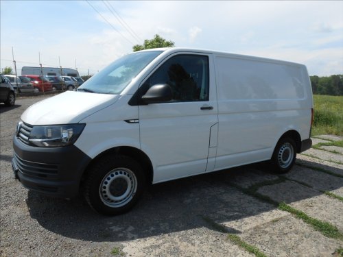 volkswagen-transporter-2-0-tdi-75-kw-3-mista-serviska