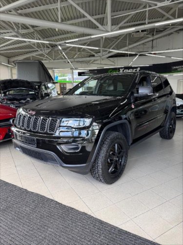 jeep-grand-cherokee-3-0-trailhawk