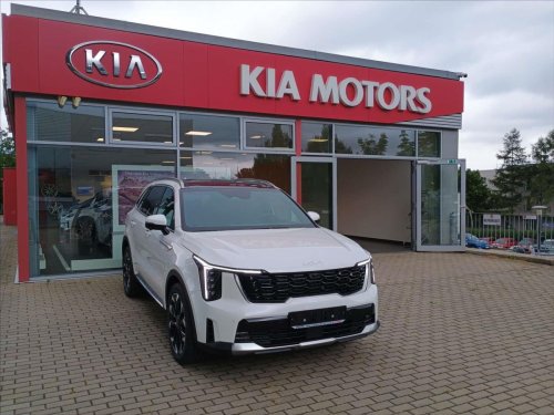 kia-sorento-2-2-crdi-scr-4x4-8dct-top-2025-akce-pemm