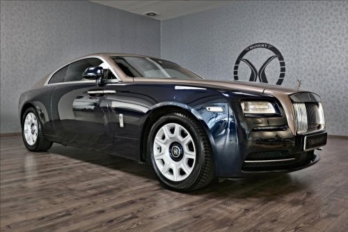 rolls-royce-wraith-hvezdne-nebe-drevo
