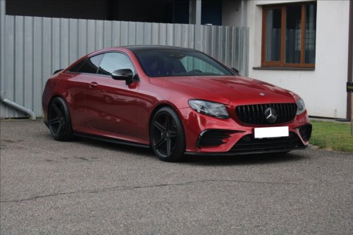 mercedes-benz-tridy-e-3-0-350d-coupe-amg-vzduch