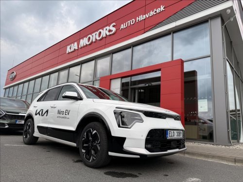 kia-niro-0-0-niro-ev-sg2-synchronni-ac-elektromotor-style-style