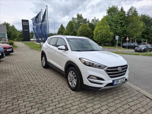 hyundai-tucson-1-6