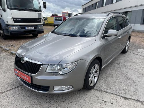 skoda-superb-2-0-tdi-dsg-pravidelny-servis