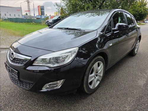 opel-astra-1-4-1-majitel-servisni-kniha-1-4i-1-majitel-servisni-kniha
