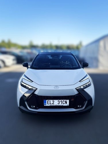 toyota-c-hr-gr-sport-2-0-phev-135kw
