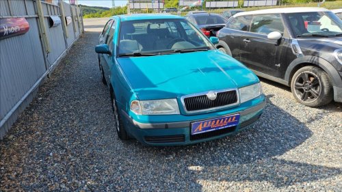 skoda-octavia-1-6-i-ambiente