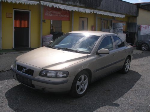 volvo-s60-2-4-i-abs-klima-bez-koroze