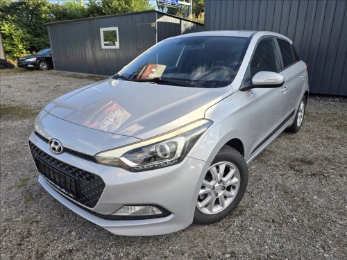 hyundai-i20-1-3-i-sport-61-kw-led-tempomat