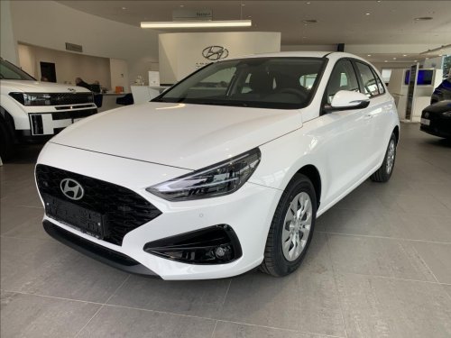 hyundai-i30-1-5-i-cvvt-mt-comfort-navi