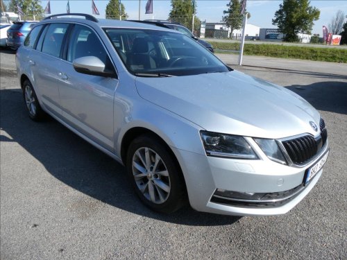 skoda-octavia-2-0-110kw-style-combi-2x-pneu