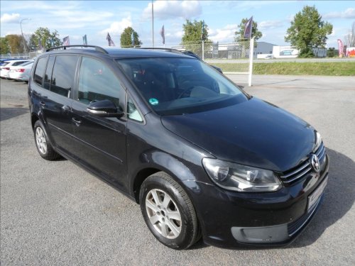 volkswagen-touran-1-4-tsi-serviska-zaves-klima