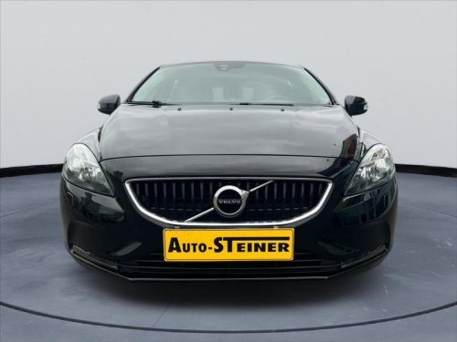 volvo-v40-2-0-d-automat-vyhrev-sed-navi