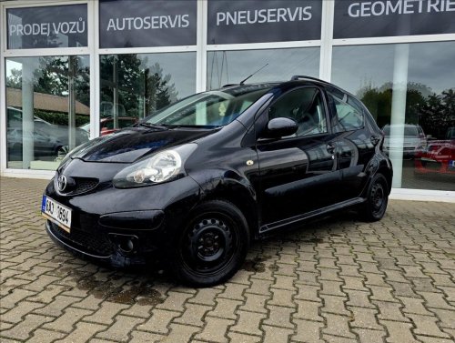 toyota-aygo-1-0-1-0i-50kw-klima