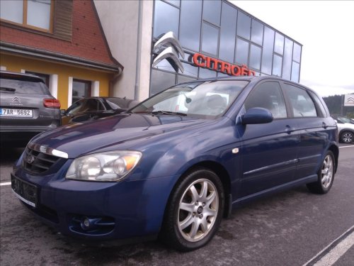 kia-cerato-2-0-crdi-spaceback-ex