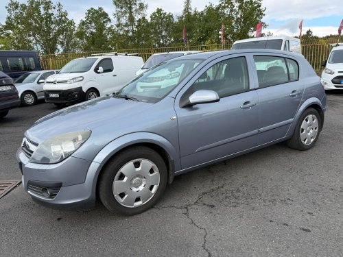 opel-astra-1-6i